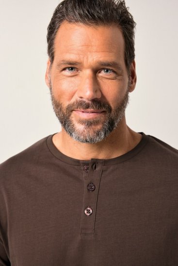 JP1880 Henley Basic T-Shirt with Buttons Brown - Tricouri - Tricouri Bărbați Mărimi Mari