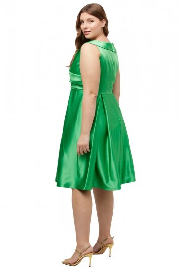 Ulla Popken 817135 Rochie de seară în formă de A cu decolteu în V Verde - Rochii de seară - Rochii de seară marimi mari