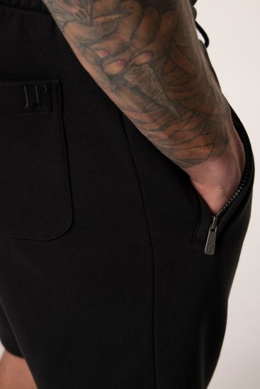 JP1880 Bermuda Sweatshorts Stomach Fit Black - Pantaloni trening - Pantaloni Trening Bărbați Mărimi Mari
