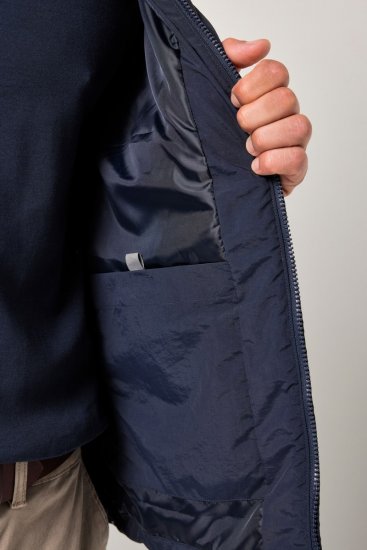 JP1880 842790 Jachetă bomber matlasată din material reciclat Bleumarin - Geci - Geci Bărbați Mărimi Mari