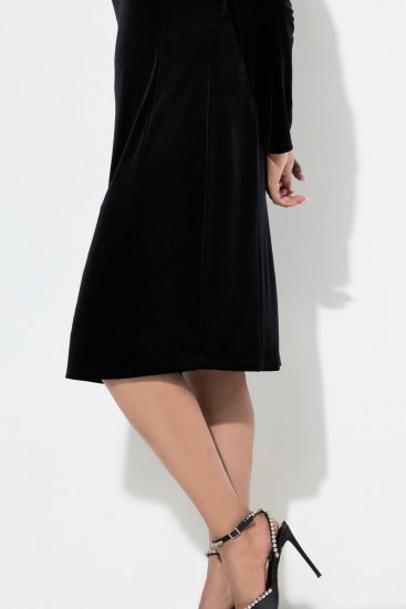 Ulla Popken 845573 Rochie din catifea cu mânecă lungă Neagră - Rochii de seară - Rochii de seară marimi mari