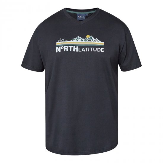 North Latitude Mountain T-Shirt V-Neck Negru - Tricouri - Tricouri Bărbați Mărimi Mari