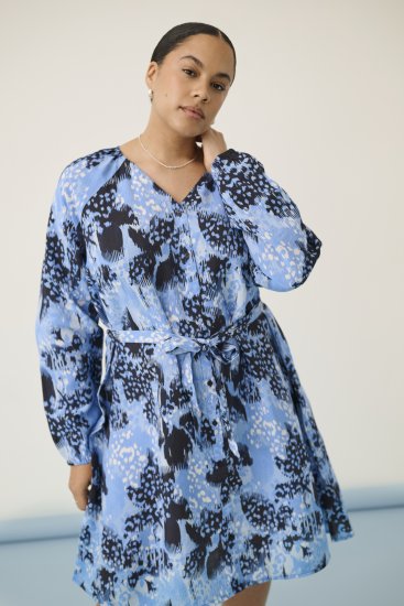 Kaffe Curve Aliana Dress Blue Flower Animal - Rochii midi - 