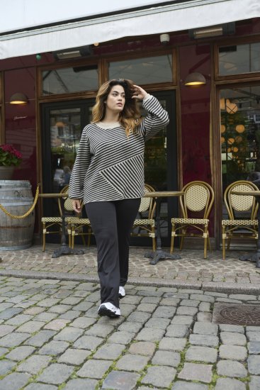 Kaffe Curve Jenna Colanți evazați Negru intens - Blugi & Pantaloni pentru Femei Mărimi Mari – Plus Size - 
