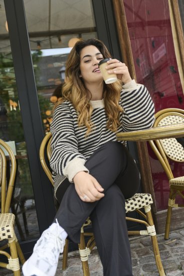 Kaffe Curve Jenna Colanți evazați Negru intens - Blugi & Pantaloni pentru Femei Mărimi Mari – Plus Size - 