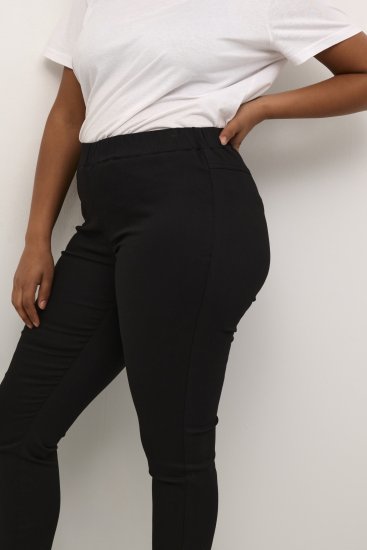 Kaffe Curve Ana Scurtați Twill Jeggings Negru intens - Blugi & Pantaloni pentru Femei Mărimi Mari – Plus Size - 