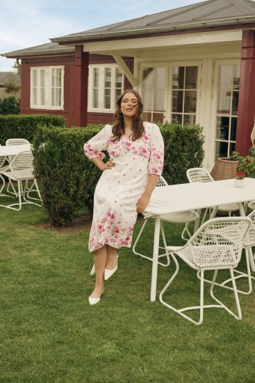 Kaffe Curve Rosa Midi Dress White Rose Border Flower - Rochii - 