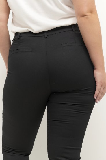 Kaffe Curve Leana Pantaloni Chino 7/8 Negru Profund - Blugi & Pantaloni pentru Femei Mărimi Mari – Plus Size - 